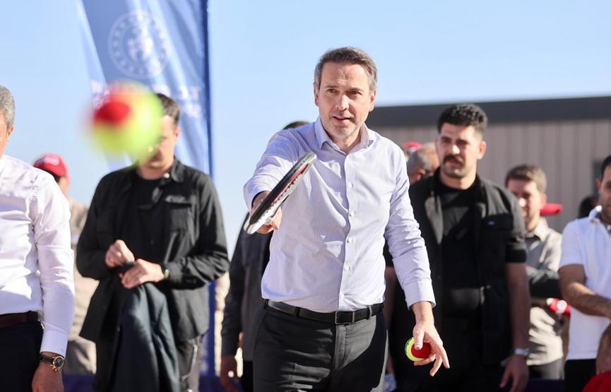 Enerji ve Tabii Kaynaklar Bakanı Bayraktar: Ana muhalefet sınıfta kaldı, o tesis orada olmasın diye mücadele ettiler