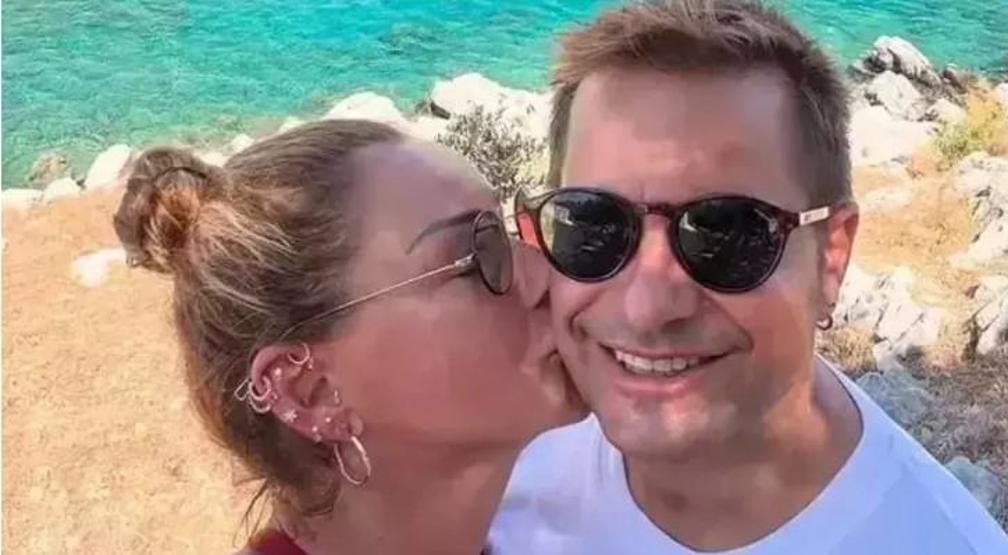 Pınar Altuğ’un Paylaşımı Sanal Medyayı Salladı 16 Yaşındaki Kızı Su, Annesinin Boyuna Yetişti