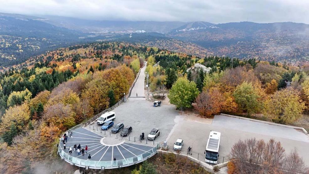 Sisle örtülü Uludağ’da sonbahar güzelliği dronla görüntülendi