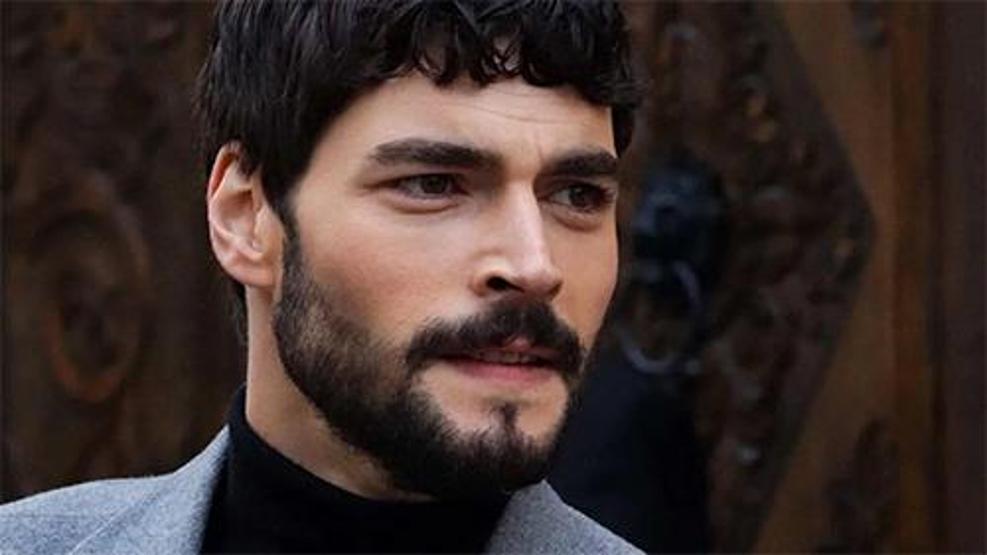 Annesinin Ölümüyle Sarsılmıştı Akın Akınözünün Dayısıdan Acı Haber