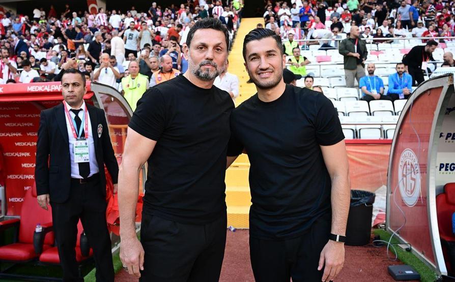 Başakşehir galibiyeti hatırladı, Antalyaspor’un hasreti bitmedi