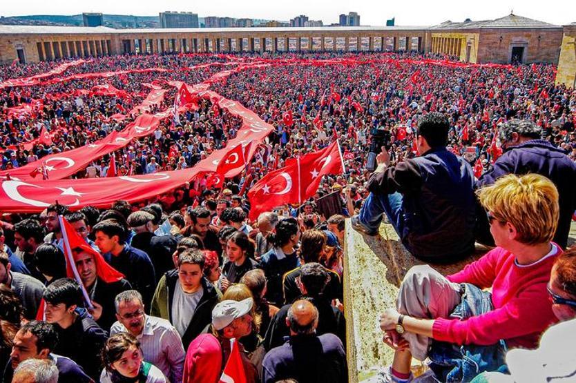 29 EKİM ŞİİRLERİ: Atatürklü, Bayraklı, Uzun, Kısa, Anlamlı, Duygusal 29 Ekim Cumhuriyet Bayramı Şiirleri...