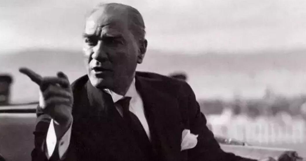 29 EKİM CUMHURİYET BAYRAMI MESAJLARI TIKLA-İNDİR Kısa-uzun, etkileyici, Atatürk resimli 29 Ekim Cumhuriyet Bayramı mesajları burada