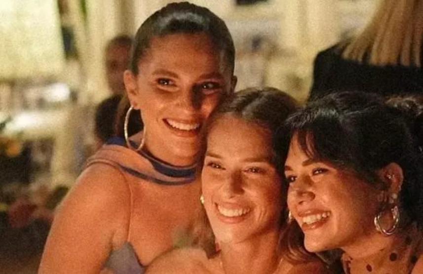 Küslük Geride Kaldı Dila Tarkan’dan Hastanedeki Sibil Çetinkaya’ya Duygusal Ziyaret