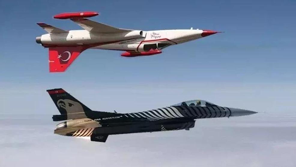 29 EKİM SOLOTÜRK VE TÜRK YILDIZLARI UÇUŞ PROGRAMI: SoloTürk ve Türk Yıldızları Gösteri Uçuşları Saat kaçta 29 Ekim Cumhuriyet Bayramı Uçuşları Nerede Yapılacak