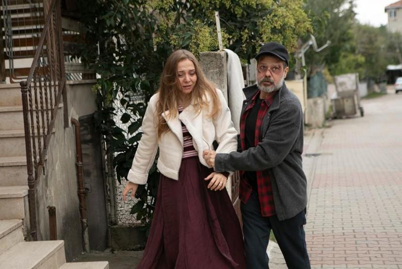 “AFFET BENİ BABA” ALİ ESKİ KARISINI KAÇIRIYOR