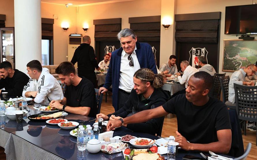 Beşiktaş’ta Fenerbahçe derbisi öncesi moral yemeği