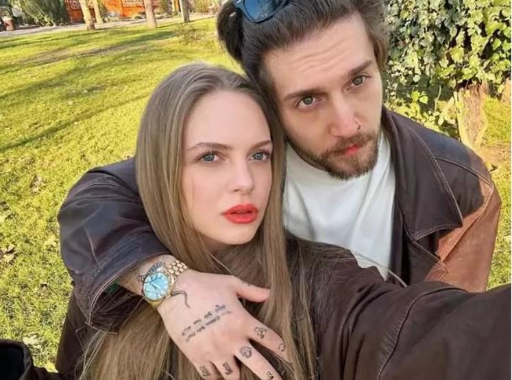 İpek Filiz Yazıcı’dan Endişelendiren Paylaşım Boşanma Sonrası Hastaneden Fotoğraf Geldi