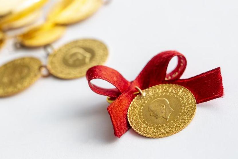 Gram Altın Fiyatı Düşüşte: Merkez Bankasının Altın Hamlesi Piyasayı Nasıl Etkiliyor