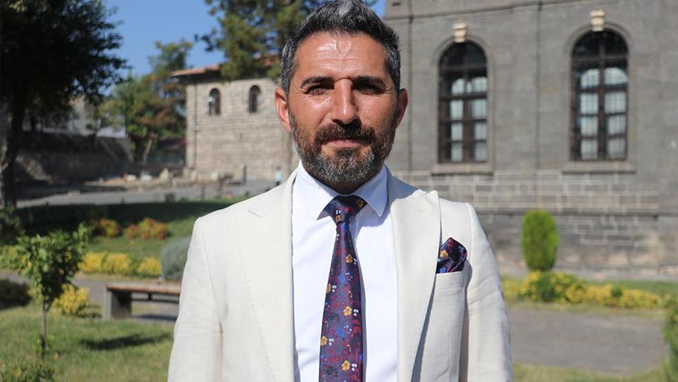 DÜNYANIN İLK EMOJİSİ: 1934’ten günümüze: Askerin telaşı taşa kazındı