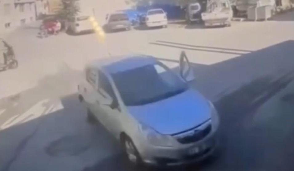 Edirnede feci kaza: Otomobille fırına daldı