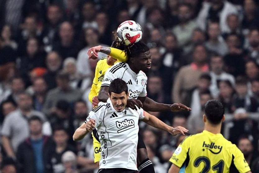 Derbinin faturası Sergen Yalçına kesildi: Hakem fırçalamayı bırakması, işine yoğunlaşması gerekir