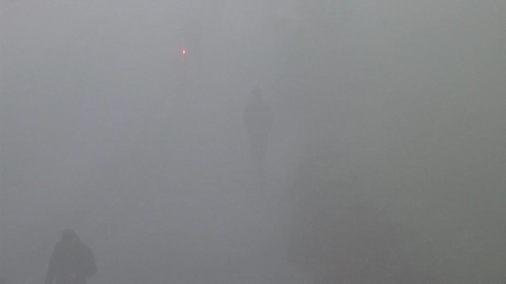 Göz gözü görmüyor İstanbulda sis etkili oldu