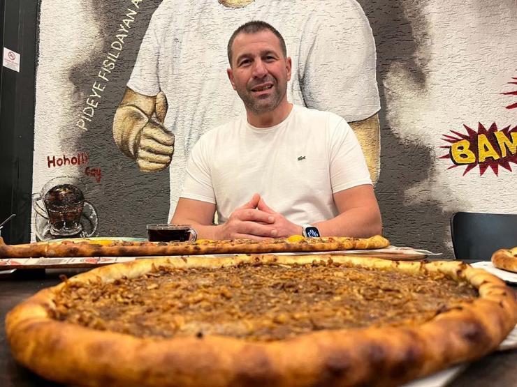 Bu da Elmalı Pide Pidenin Bu Kez de Elmalısını Yaptılar