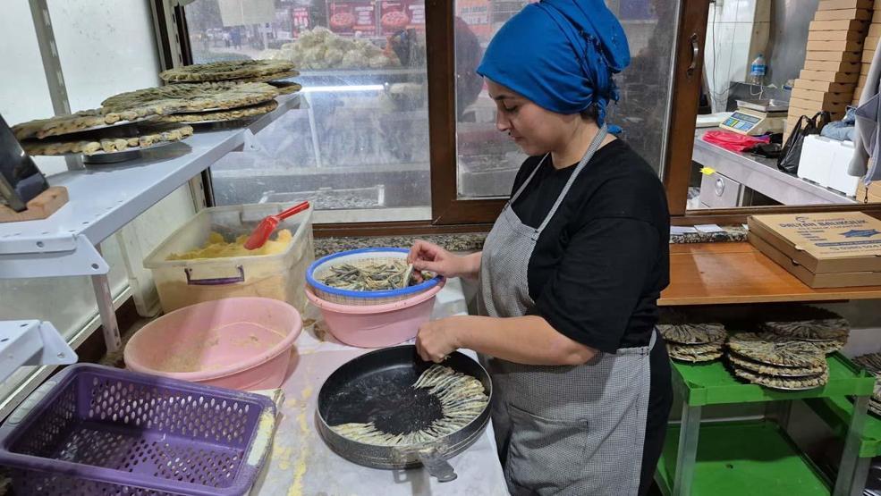 Balık Ustası Paylaştı: Çıtır Çıtır Hamsi Pişirmenin Püf Noktaları