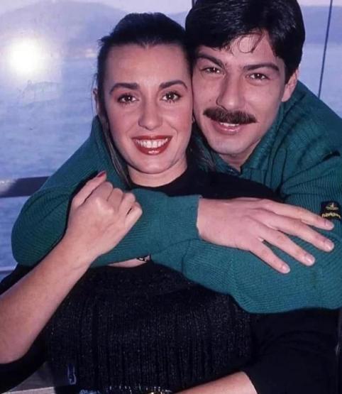 Perihan Savaş 30 Yıl Önce Kaybettiği Eşi Yılmaz Zaferi Bu Sözlerle Andı