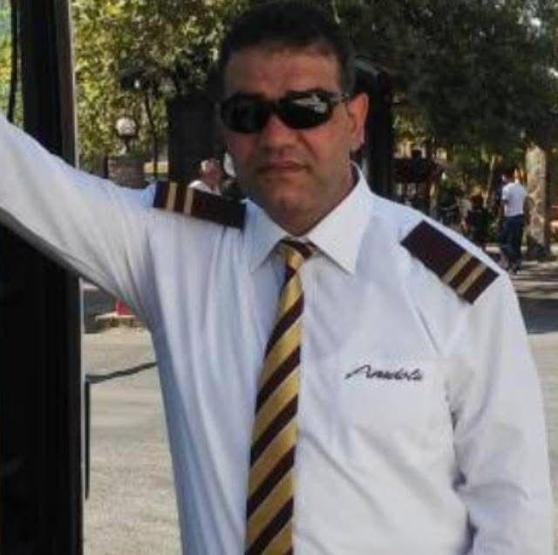 Beşiktaşta İETT otobüsü kaldırıma çıktı: Kalp krizi geçiren şoför hayatını kaybetti