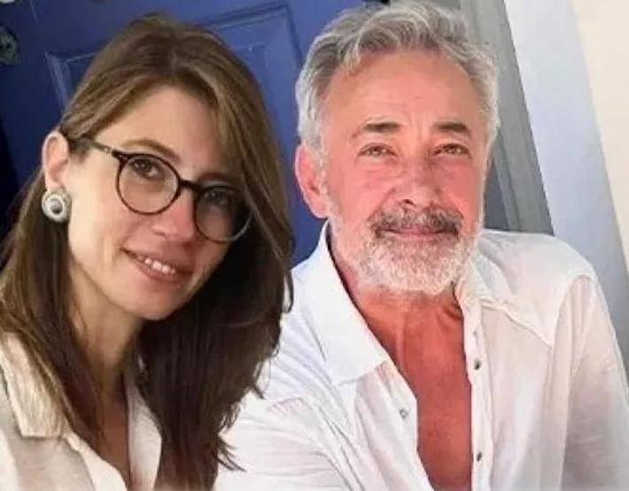 Mehmet Aslantuğ Artık Aşkını Saklamıyor Sevgilisiyle Görüntülendi