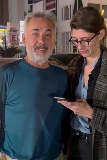 Mehmet Aslantuğ Artık Aşkını Saklamıyor Sevgilisiyle Görüntülendi