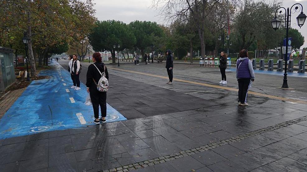 Saat 09.05te hayat durdu: Tüm Türkiye Büyük Önder Mustafa Kemal Atatürkü andı