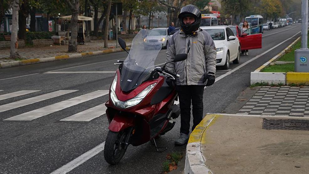 Saat 09.05te hayat durdu: Tüm Türkiye Büyük Önder Mustafa Kemal Atatürkü andı