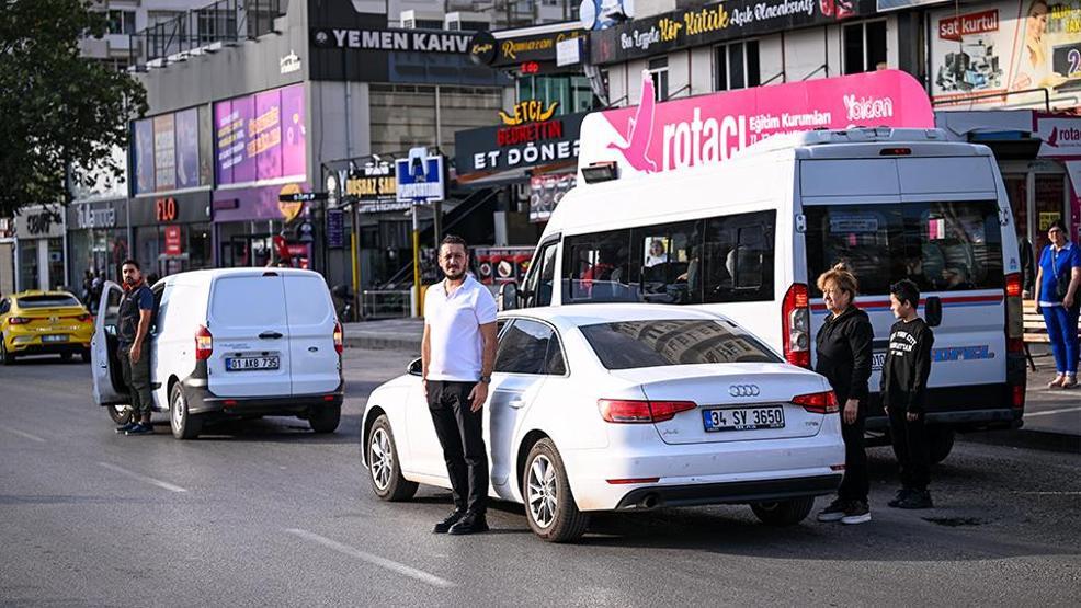 Saat 09.05te hayat durdu: Tüm Türkiye Büyük Önder Mustafa Kemal Atatürkü andı