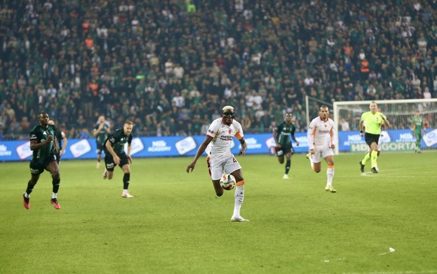 Galatasarayda Okan Buruka Icardi eleştirisi: Yüke dönüştü