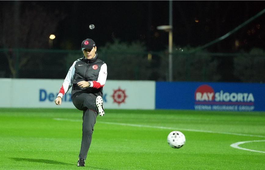 A Millî Takım, mesaiye başladı