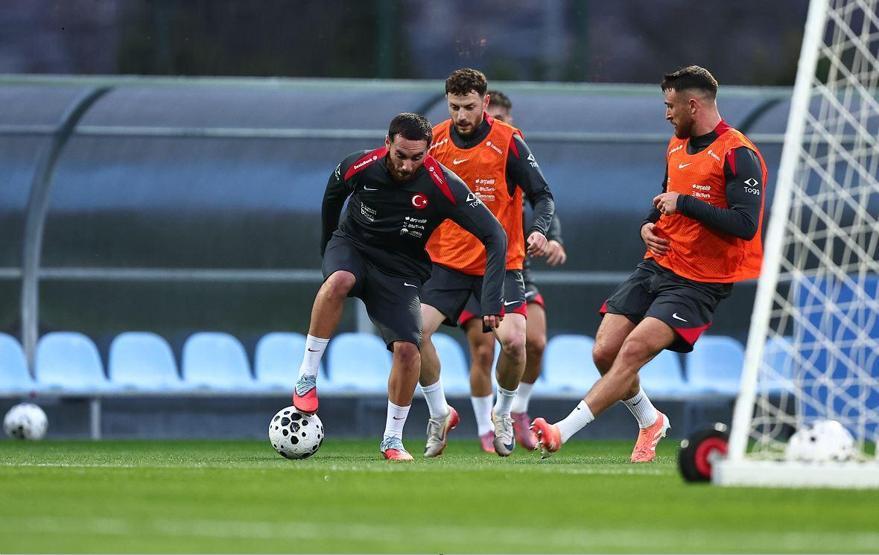 A Millî Takım, Bulgaristan ve İspanya mesaisini sürdürüyor