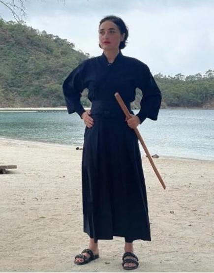 Fadik Sevin Atasoy, Samuray Olma Yolunda Dövüş Sanatındaki Eğitimine Devam Ediyor