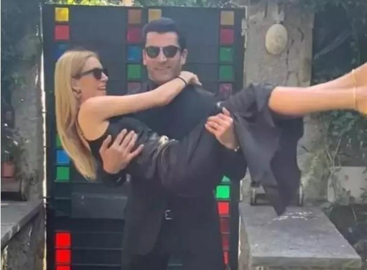 Sinem Kobal’dan Kasım Paylaşımları Bahçede Siyah Elbisesiyle Büyüledi