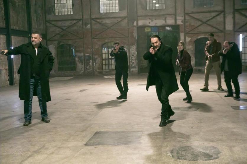 SUÇA SÜRÜKLENEN ÇOCUKLAR GERÇEĞİ ARKA SOKAKLAR’DA