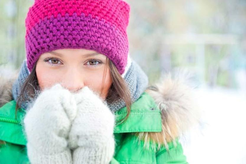 EGZAMAYI ALEVLENDİRİYOR Soğuk Havalarda En Sık Yapılan Hata... İşte Kışın Bile Cildinizi Işıl Işıl Yapacak Uzman Önerileri