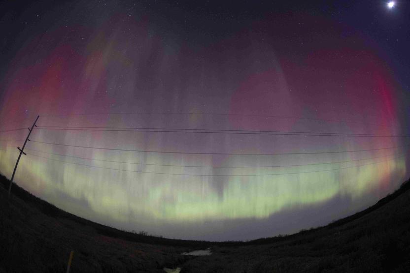 ABD’de Gökyüzü Renklendi: Kuzey Işıkları Sürprizi