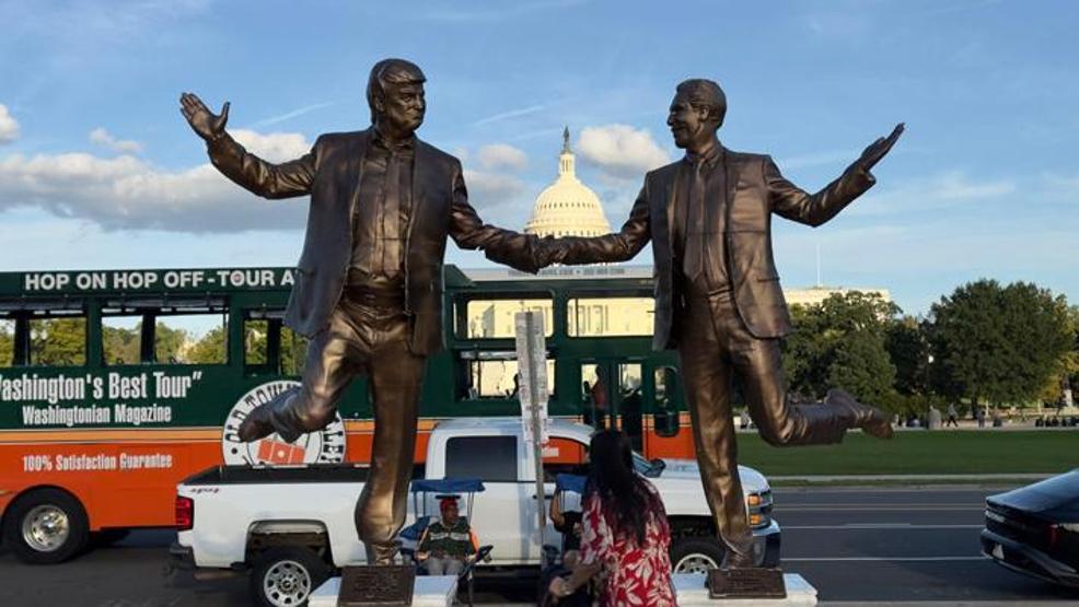 Trumpı zora sokacak iddia: Epstein dosyasındaki e-postalar yayımlandı