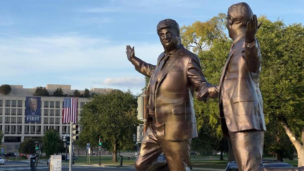 Trumpı zora sokacak iddia: Epstein dosyasındaki e-postalar yayımlandı