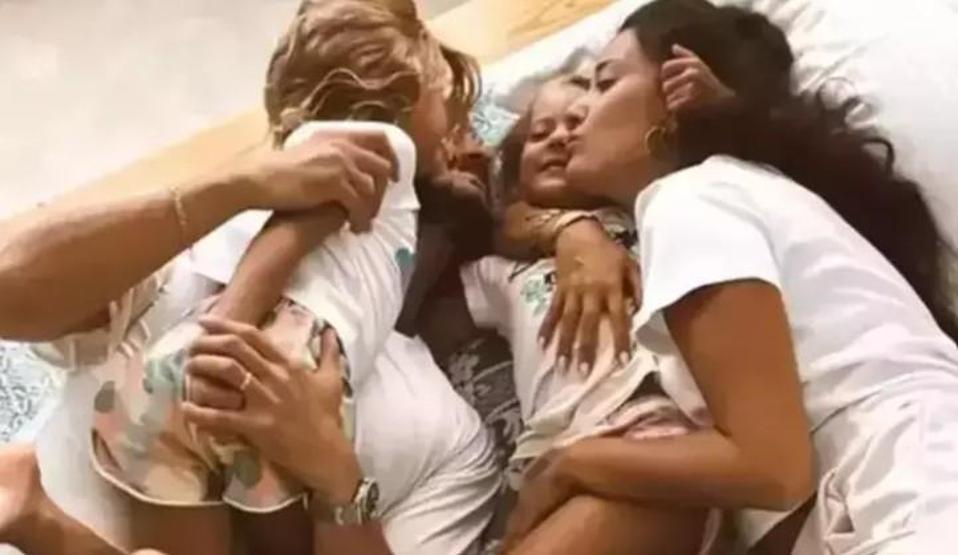 Pelin Akil ve Anıl Altan Boşanmadı mı 8 Yıllık Evlilikle İlgili Şok İddia