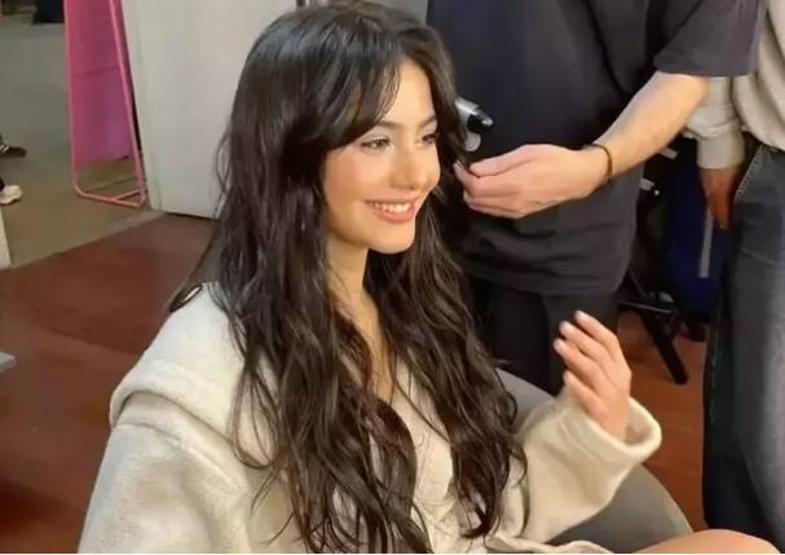 Helin Kandemir, 2 Ayda 8 Kilo Verdi Ünlü Oyuncu Zayıflama Nedenini Açıkladı