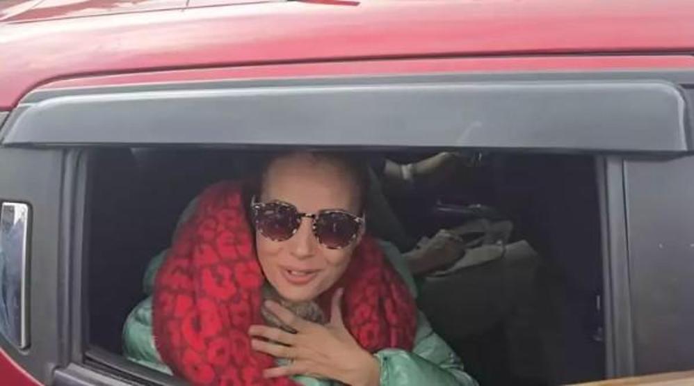 Özgü Namal Ölümden Döndüğü Korkunç Kazayı Anlattı “15 Dakika Nefes Alamadan Yattım”