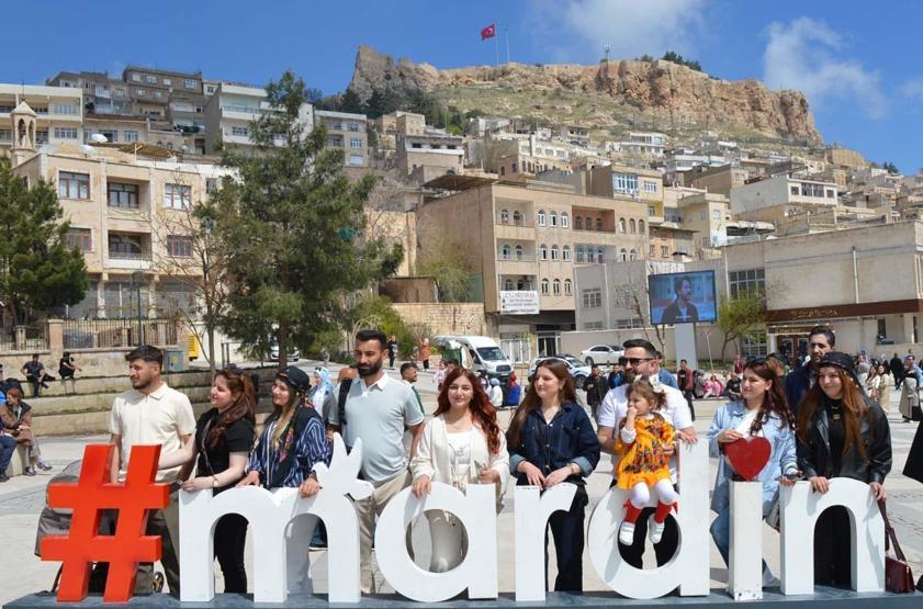 UZAK ŞEHİR Etkisi: Mardin Turizmde Rekor Kırdı: 10 Ayda 3,5 Milyon Ziyaretçi