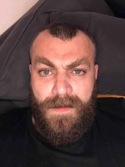 Beyzbol sopasıyla darp Oyuncu Bahadır Ünlüden çalışanına korkunç şiddet: Gözaltına alındı