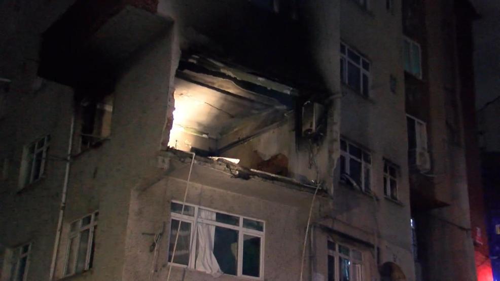 Kağıthanedeki patlamadan yeni görüntüler: Ne oluyor, yangın çıktı