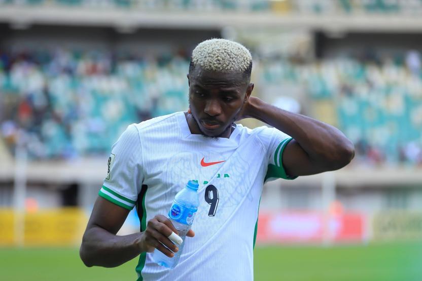 Victor Osimhen endişesi Devre arasında gözyaşlarını tutamadı...