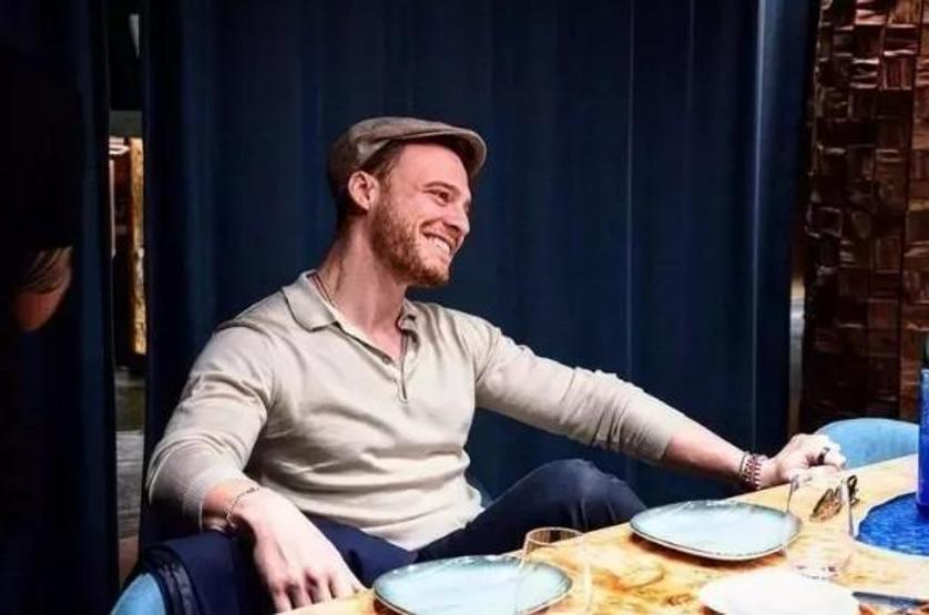 Kerem Bürsin’in O Beğenisi Gündem Oldu Aşkını “Gizli” İlan Etti