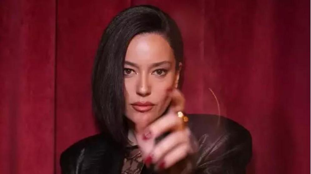 Pelin Akil ve Anıl Altan gerçekten boşandı mı Ünlü oyuncudan ayrılık sorularına dikkat çeken yanıt