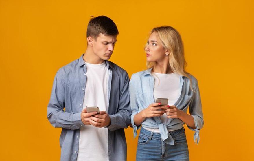 Yeni düşman bulundu Gözü ne eşini ne de çocuğunu görüyor: PHUBBİNG