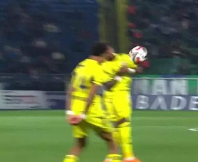 Ç. Rizespor - Fenerbahçe maçının tartışmalı pozisyonları incelendi: Hakemin kararları hatalı...