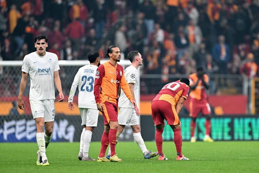 Galatasarayın yıldızına eleştiri: Artık lüks değil, yük