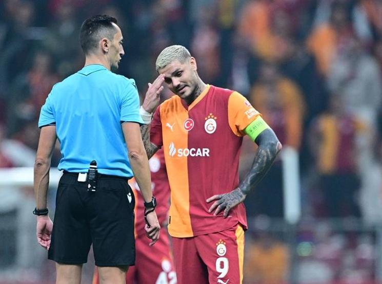 Galatasarayın yıldızına eleştiri: Artık lüks değil, yük