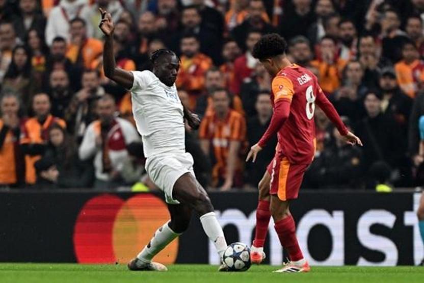 Galatasarayın yıldızına eleştiri: Artık lüks değil, yük